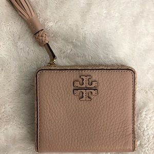 Like New Tory Burch Small Wallet